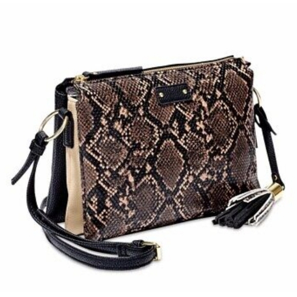 Crossbody or Shoulder Purse Bag Snake Print‎ Chic multiple pockets NWOT - Picture 1 of 13